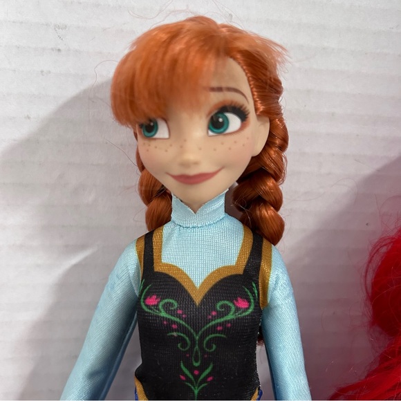 Lot of 4 Disney Princess dolls 11 inches tall - Picture 4 of 14